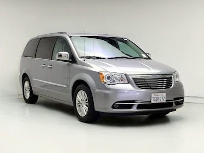 2014 Chrysler Town & Country  -
                Los Angeles, CA