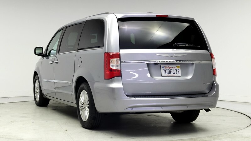 2014 Chrysler Town & Country  2