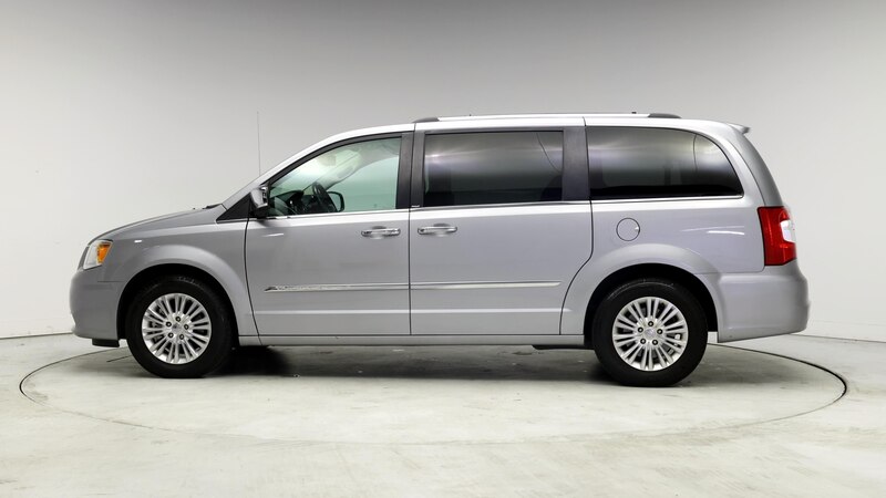 2014 Chrysler Town & Country  3