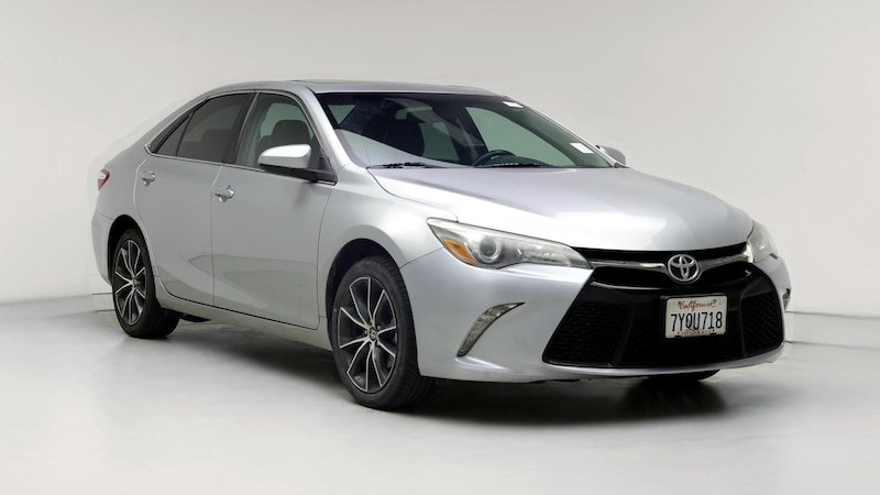 2017 Toyota Camry XSE Hero Image