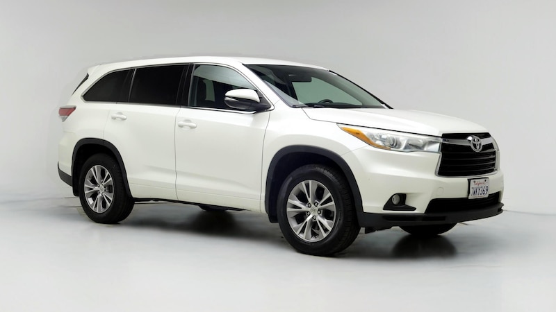 2015 Toyota Highlander Plus Hero Image