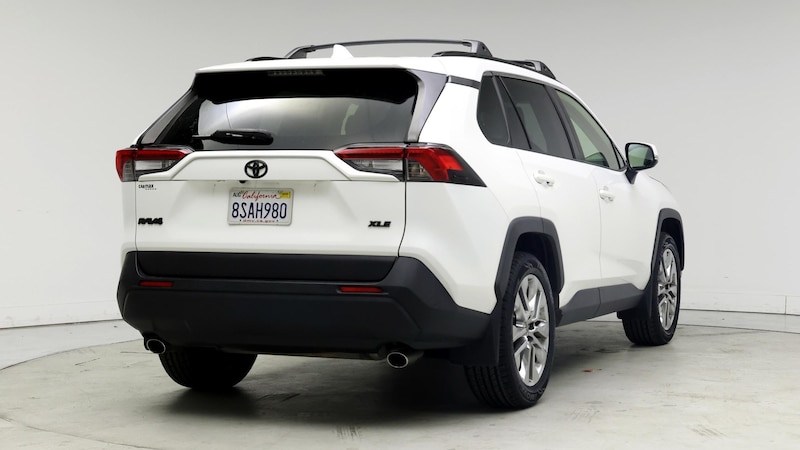 2020 Toyota RAV4 XLE Premium 8