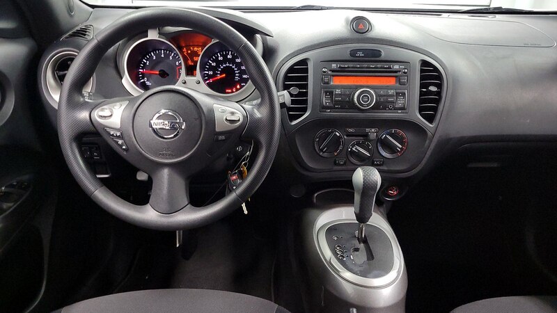 2014 Nissan Juke S 9