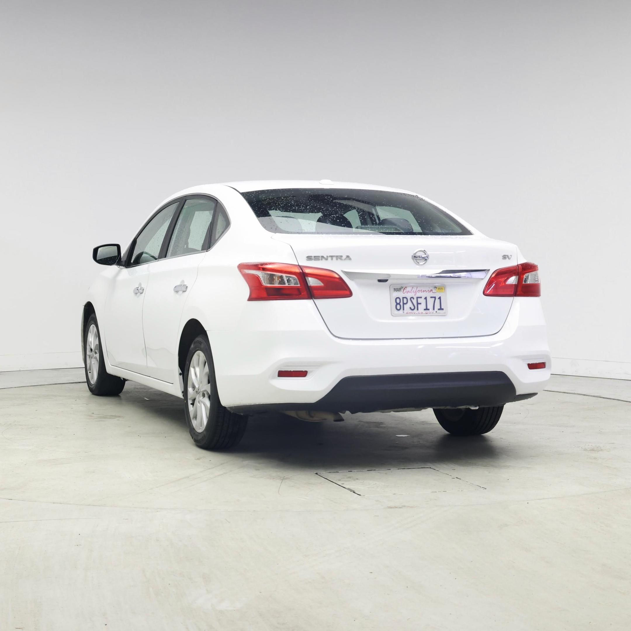 Thumbnail: 2018 Nissan Sentra - 2