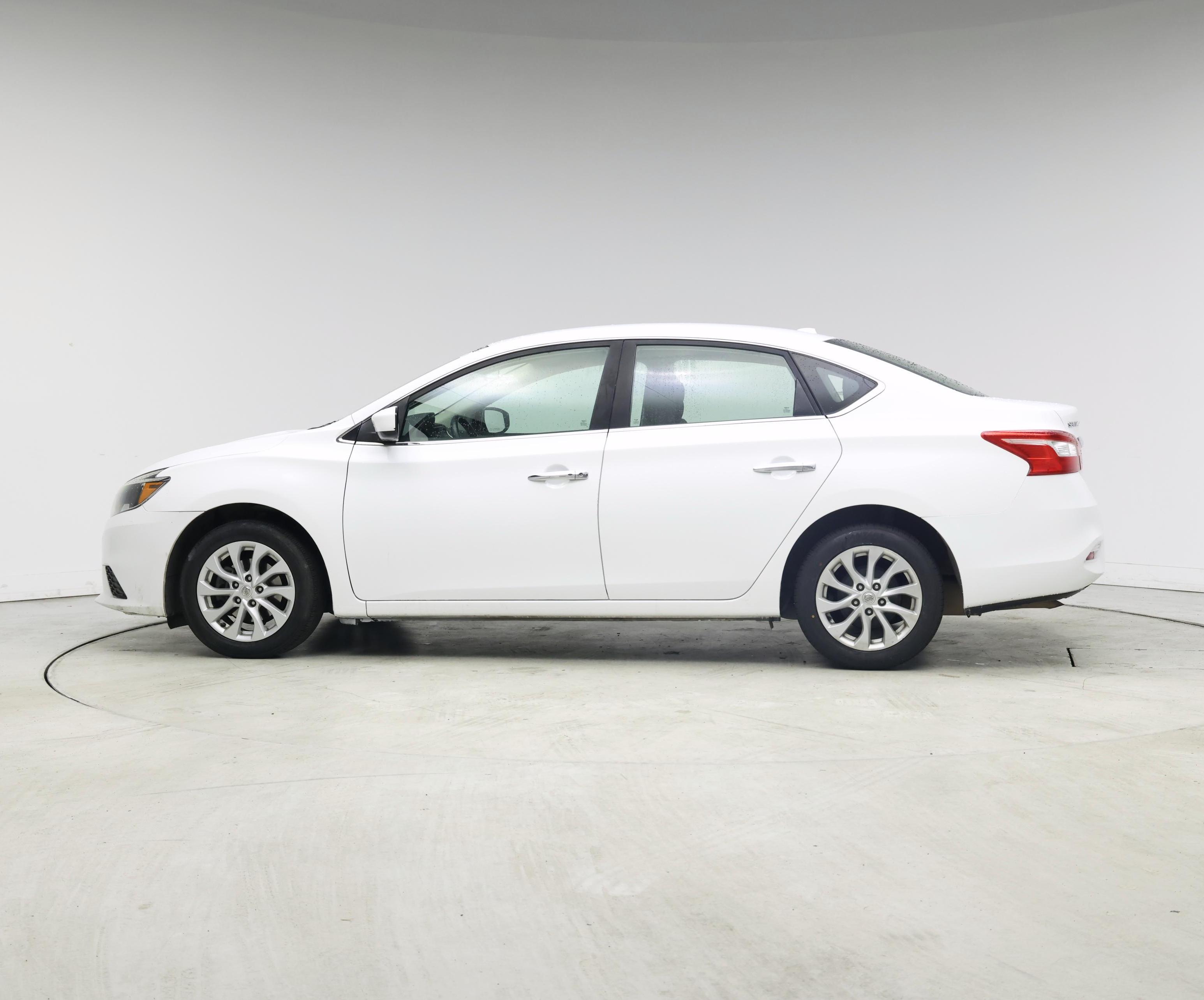 Thumbnail: 2018 Nissan Sentra - 3