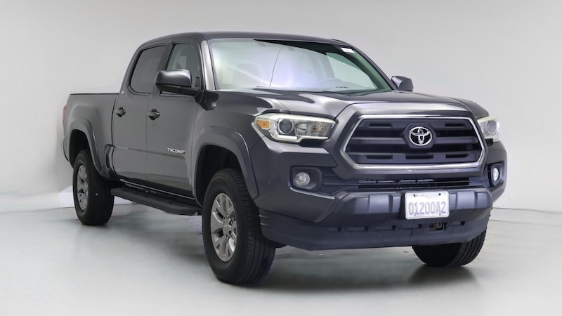 2016 Toyota Tacoma SR5 Hero Image