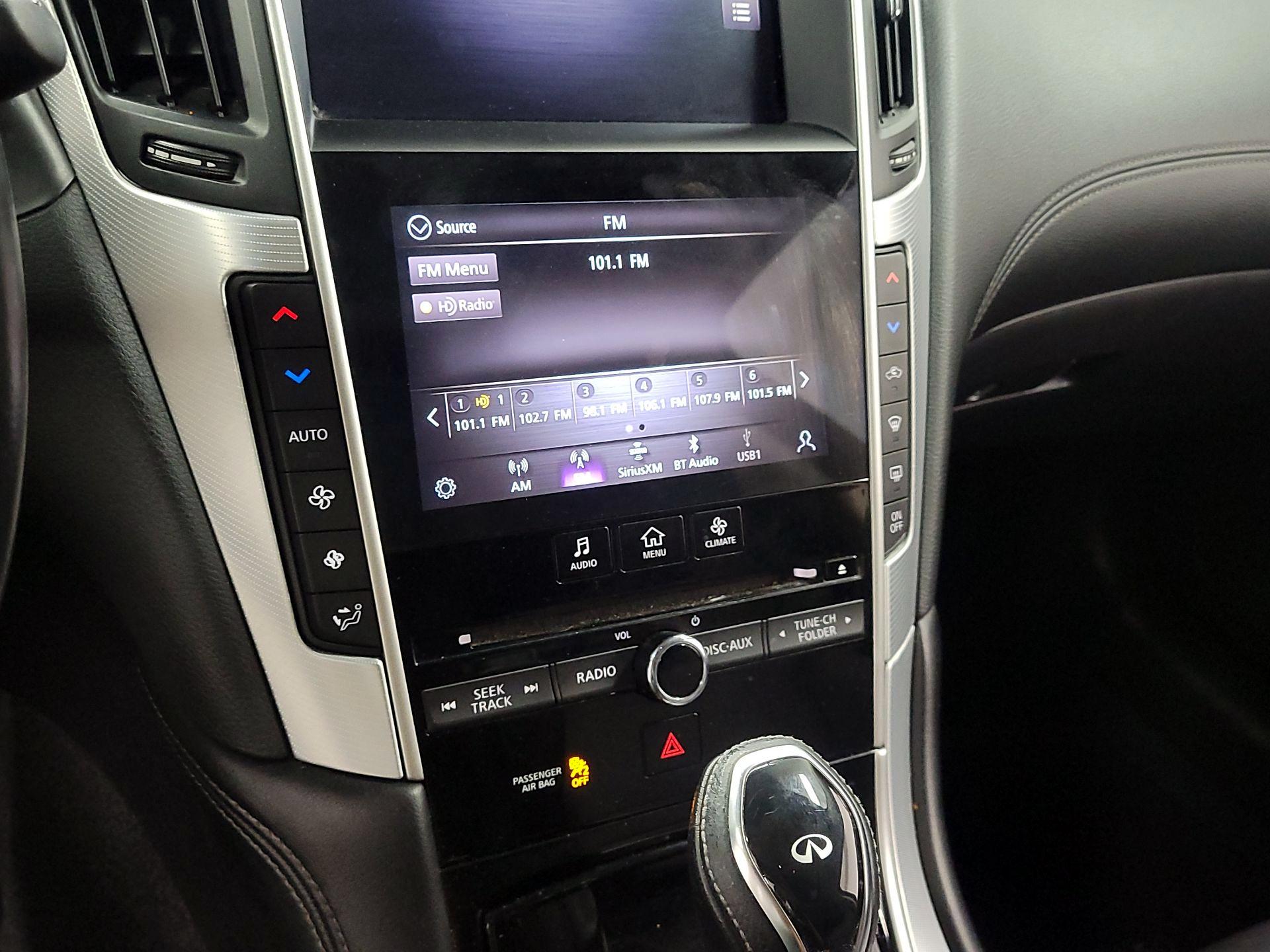 Thumbnail: 2020 INFINITI Q50 - 16