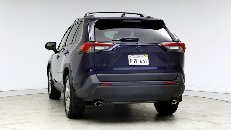 2019 Toyota RAV4 XLE Premium 6