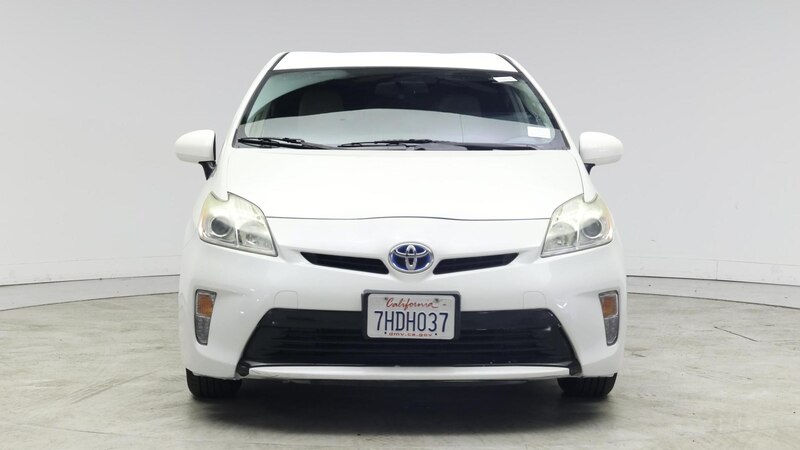 2015 Toyota Prius Two 5