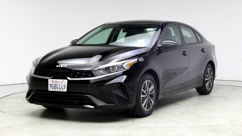 2023 Kia Forte LXS 4