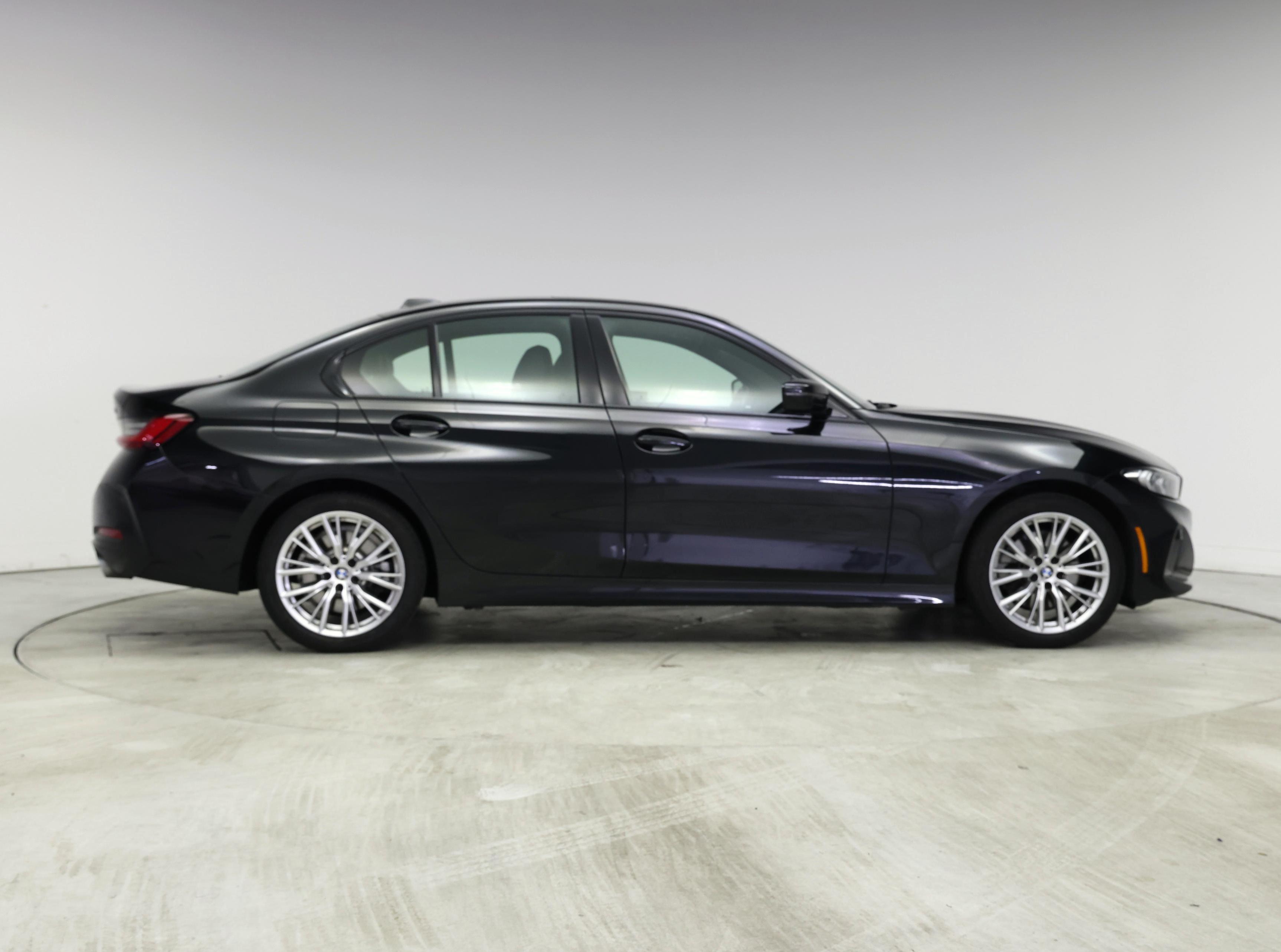 Thumbnail: 2023 BMW 3 Series - 7