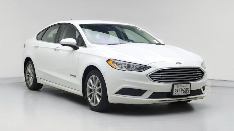 2017 Ford Fusion SE Hero Image