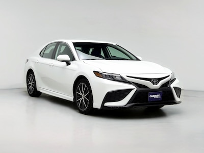 2022 Toyota Camry SE -
                Naperville, IL