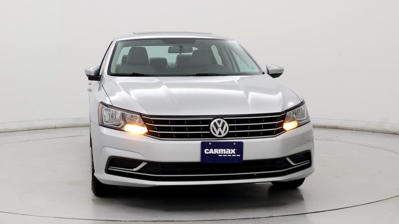 2016 Volkswagen Passat SE 5