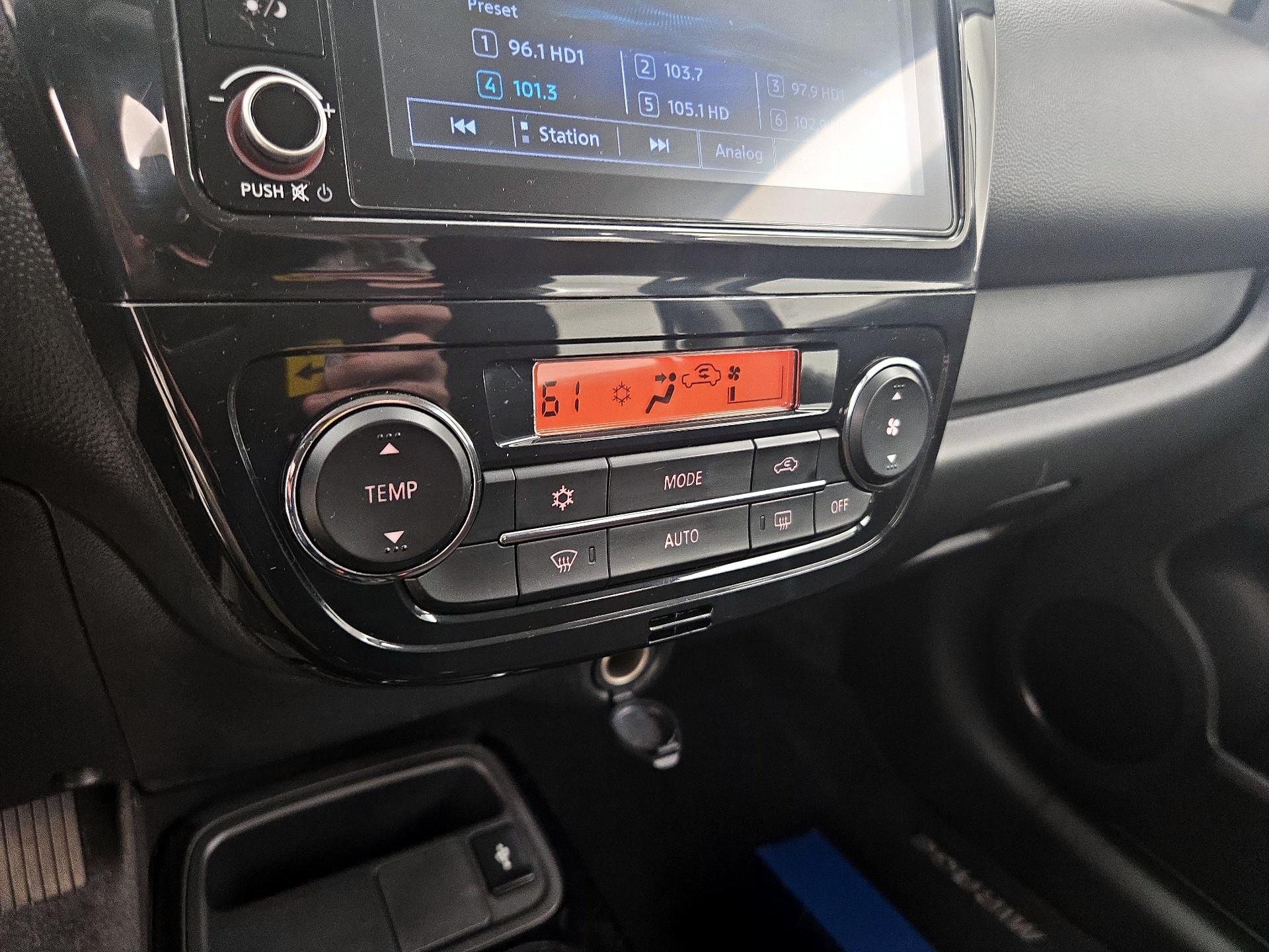 Thumbnail: 2022 Mitsubishi Mirage - 16