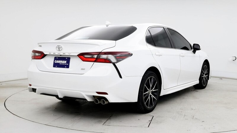 2022 Toyota Camry SE 8