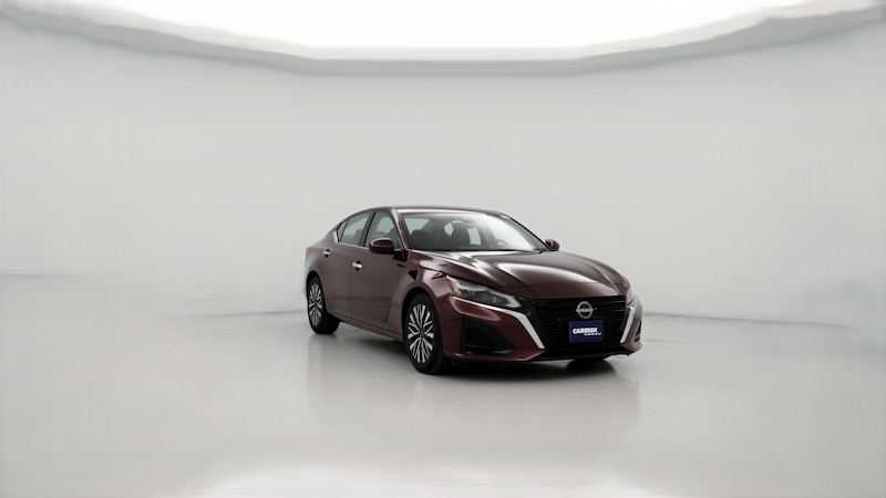 2023 Nissan Altima SV Hero Image