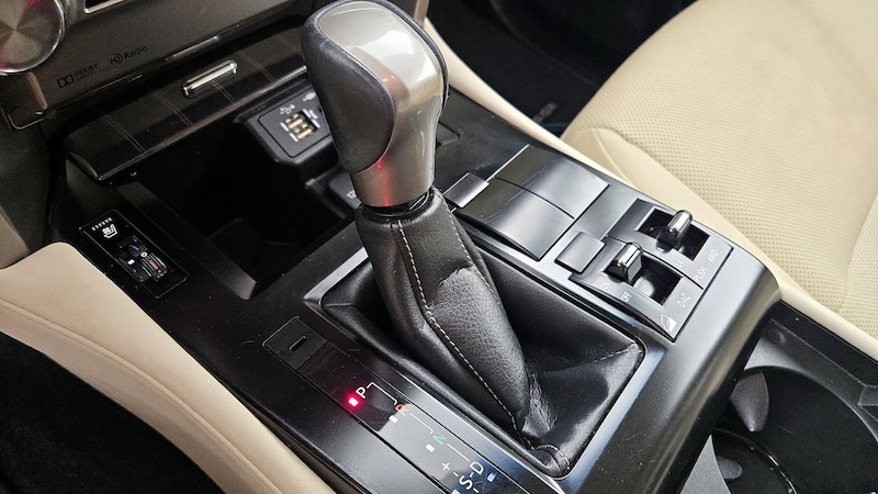 2020 Lexus GX 460 Premium 18
