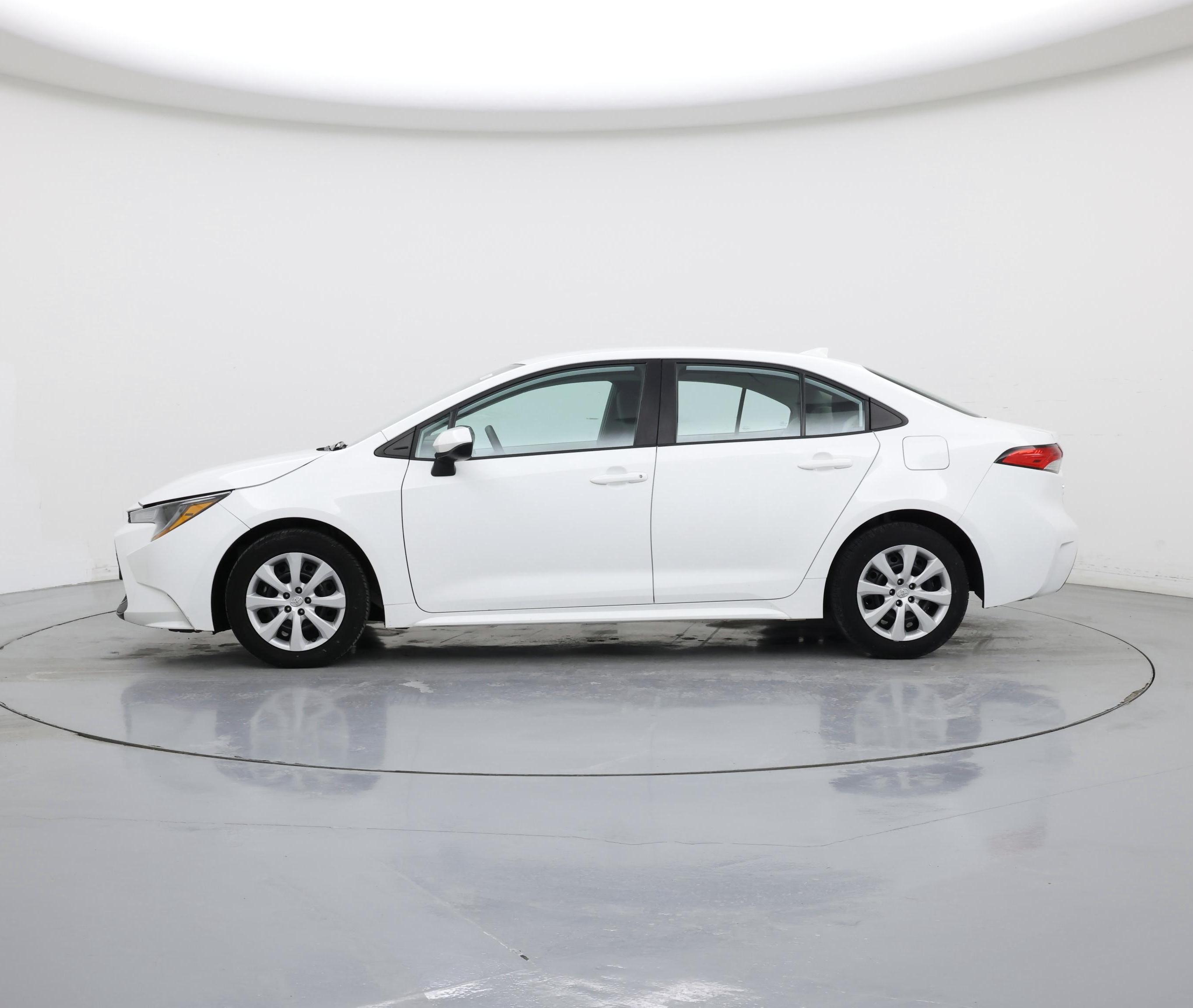 Thumbnail: 2022 Toyota Corolla - 3