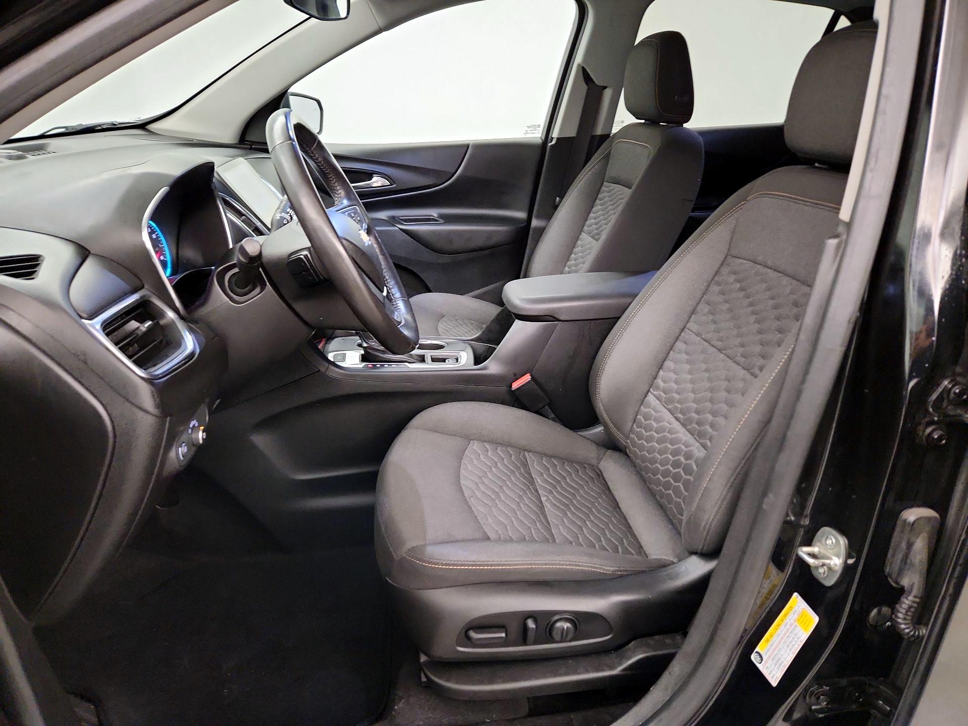 Thumbnail: 2019 Chevrolet Equinox - 11