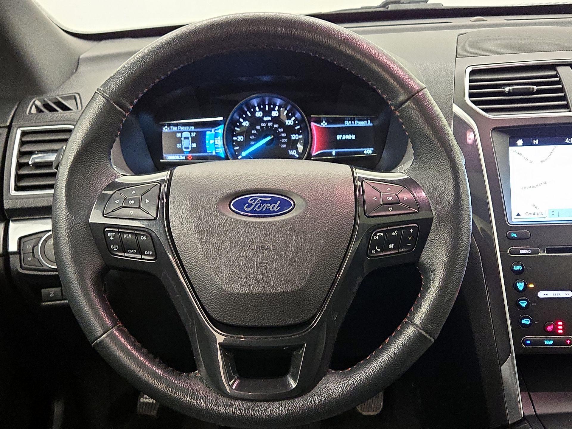 Thumbnail: 2018 Ford Explorer - 10