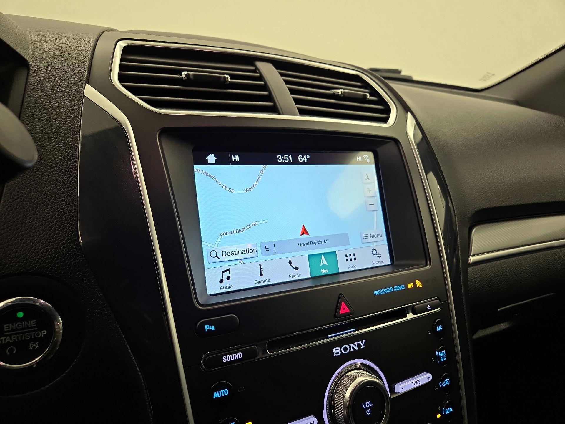 Thumbnail: 2018 Ford Explorer - 14