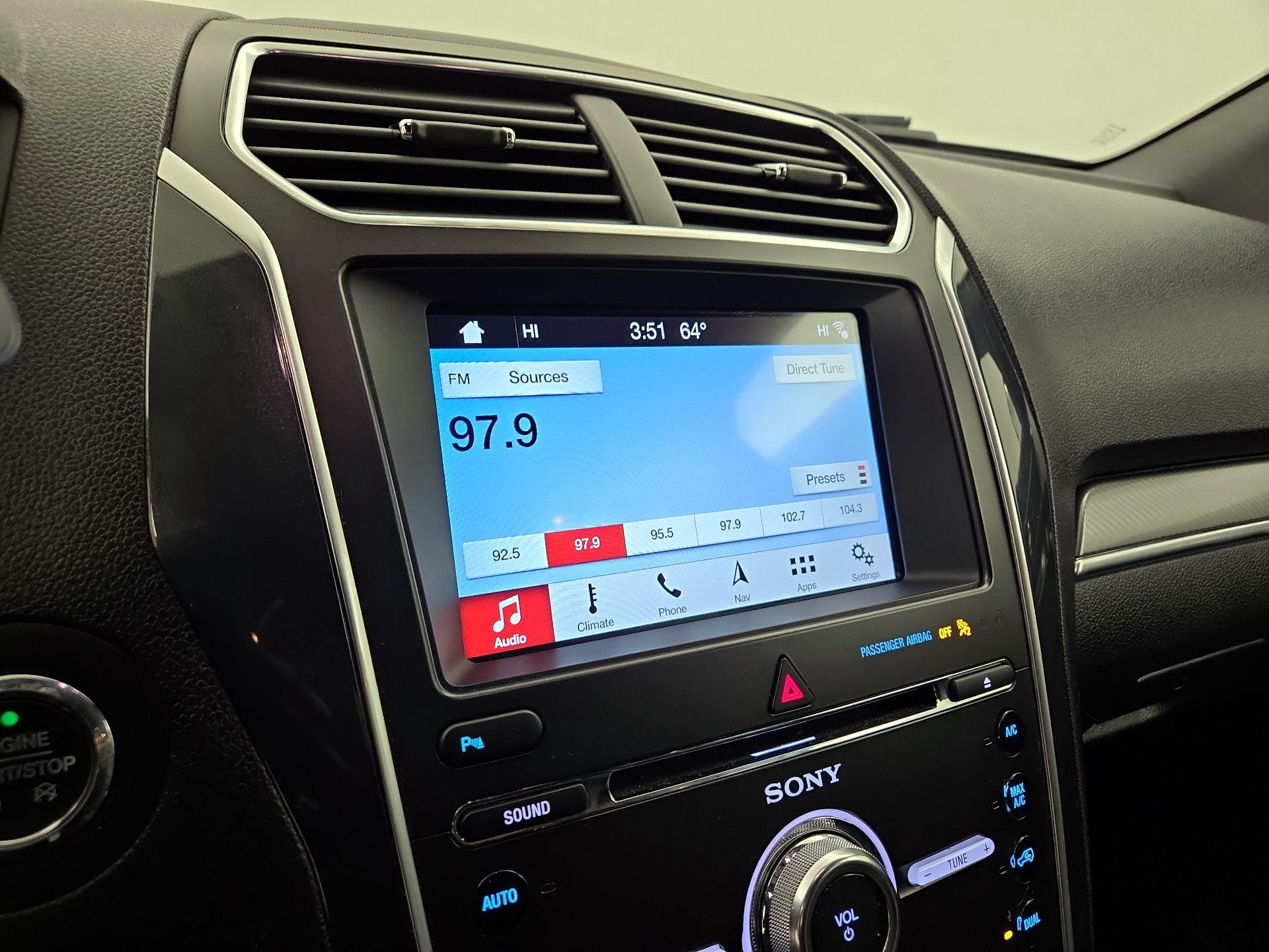 Thumbnail: 2018 Ford Explorer - 16