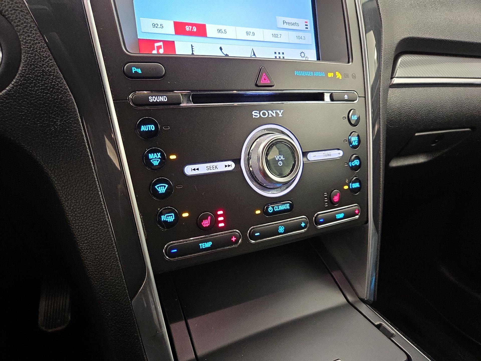 Thumbnail: 2018 Ford Explorer - 17