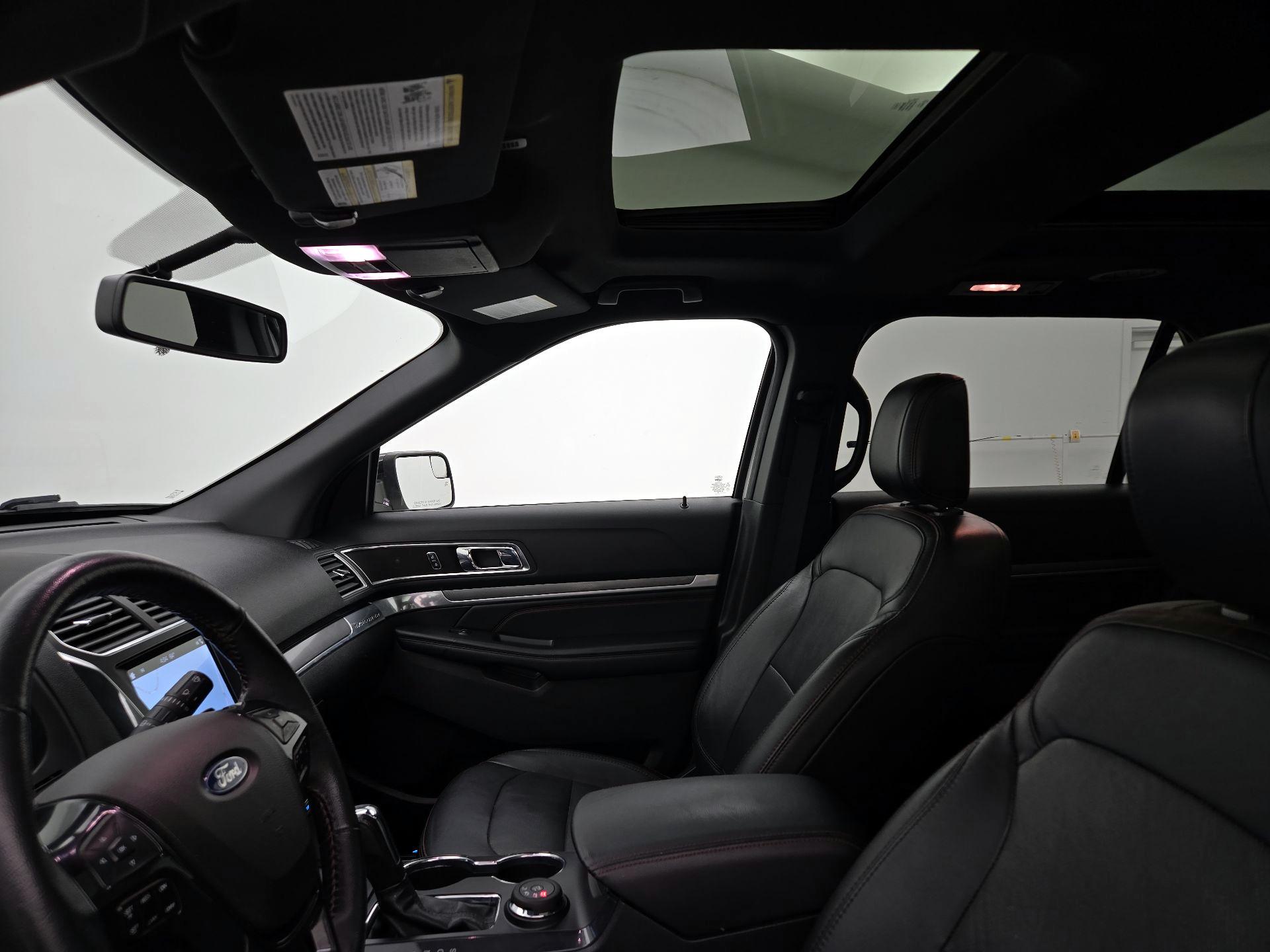 Thumbnail: 2018 Ford Explorer - 20