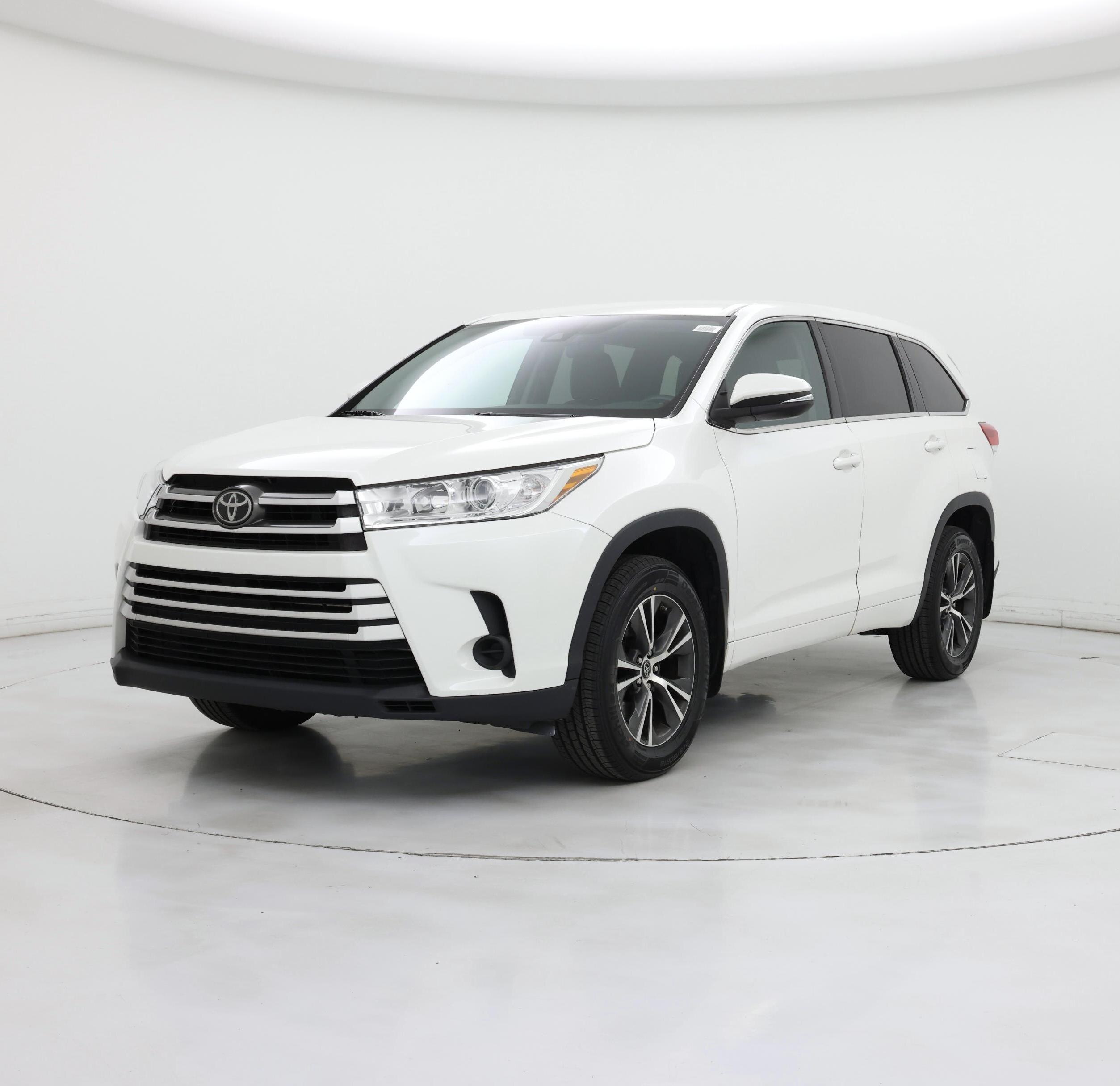 Thumbnail: 2017 Toyota Highlander - 4