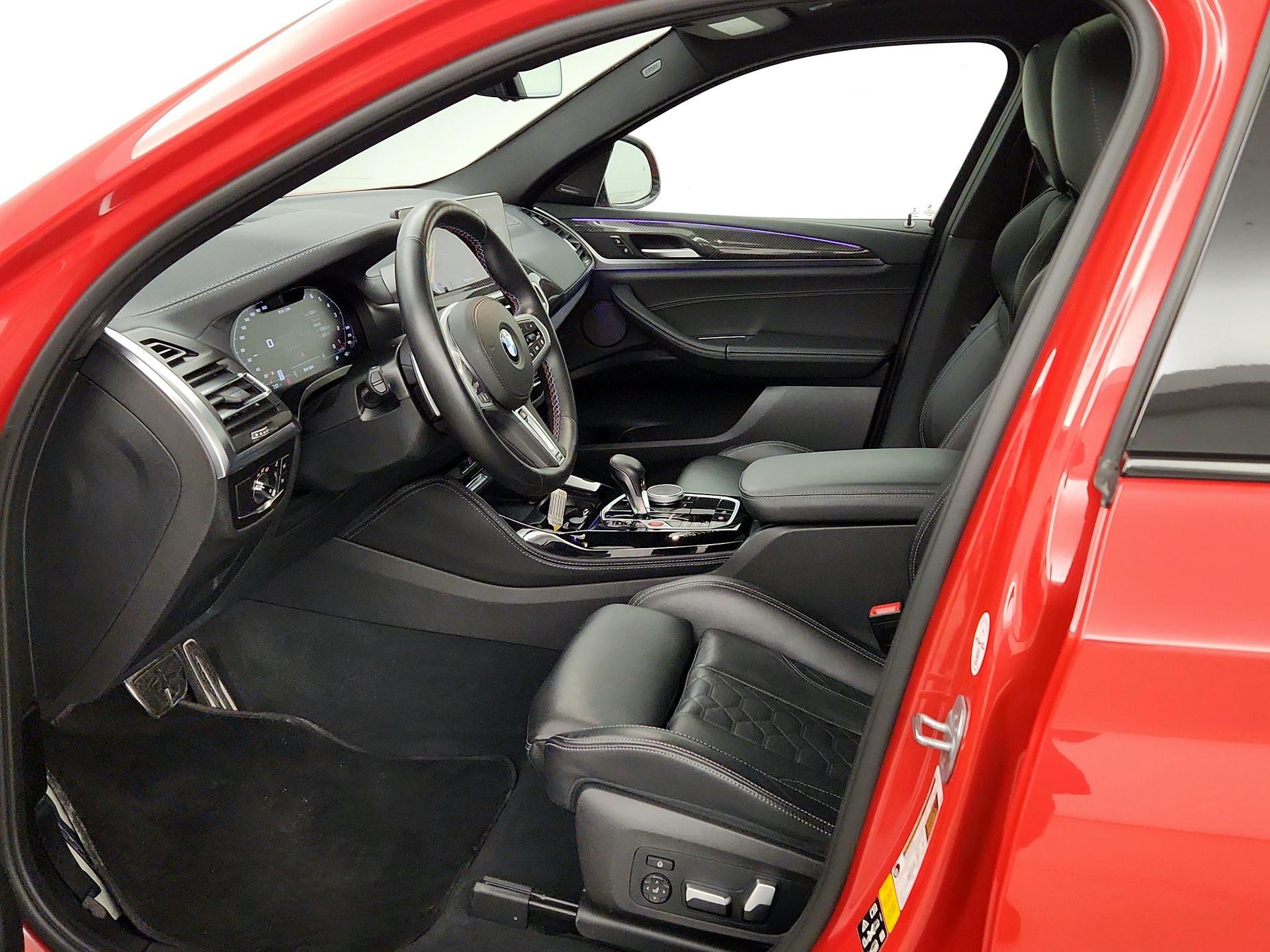 Thumbnail: 2023 BMW X4 - 11