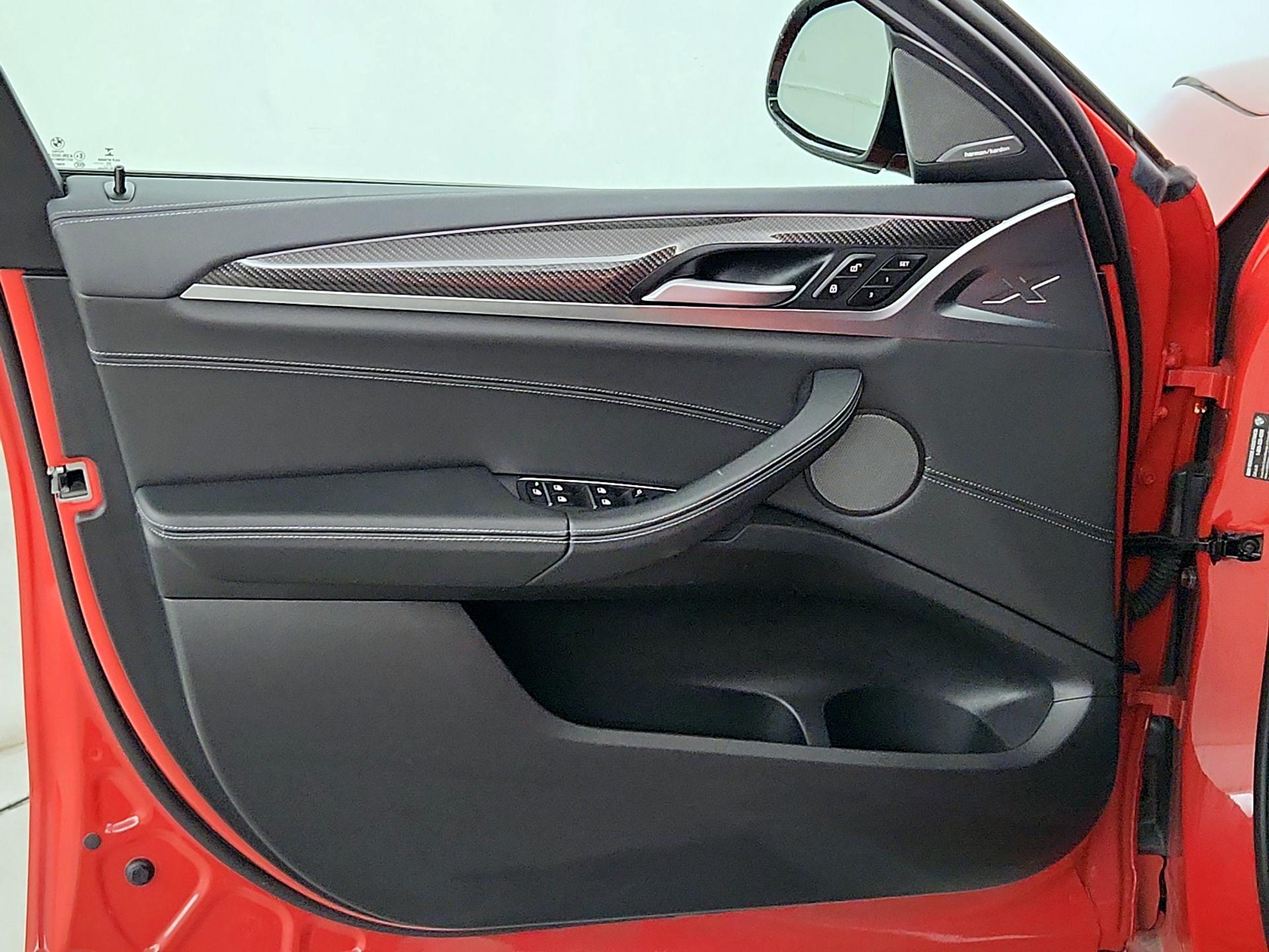 Thumbnail: 2023 BMW X4 - 12