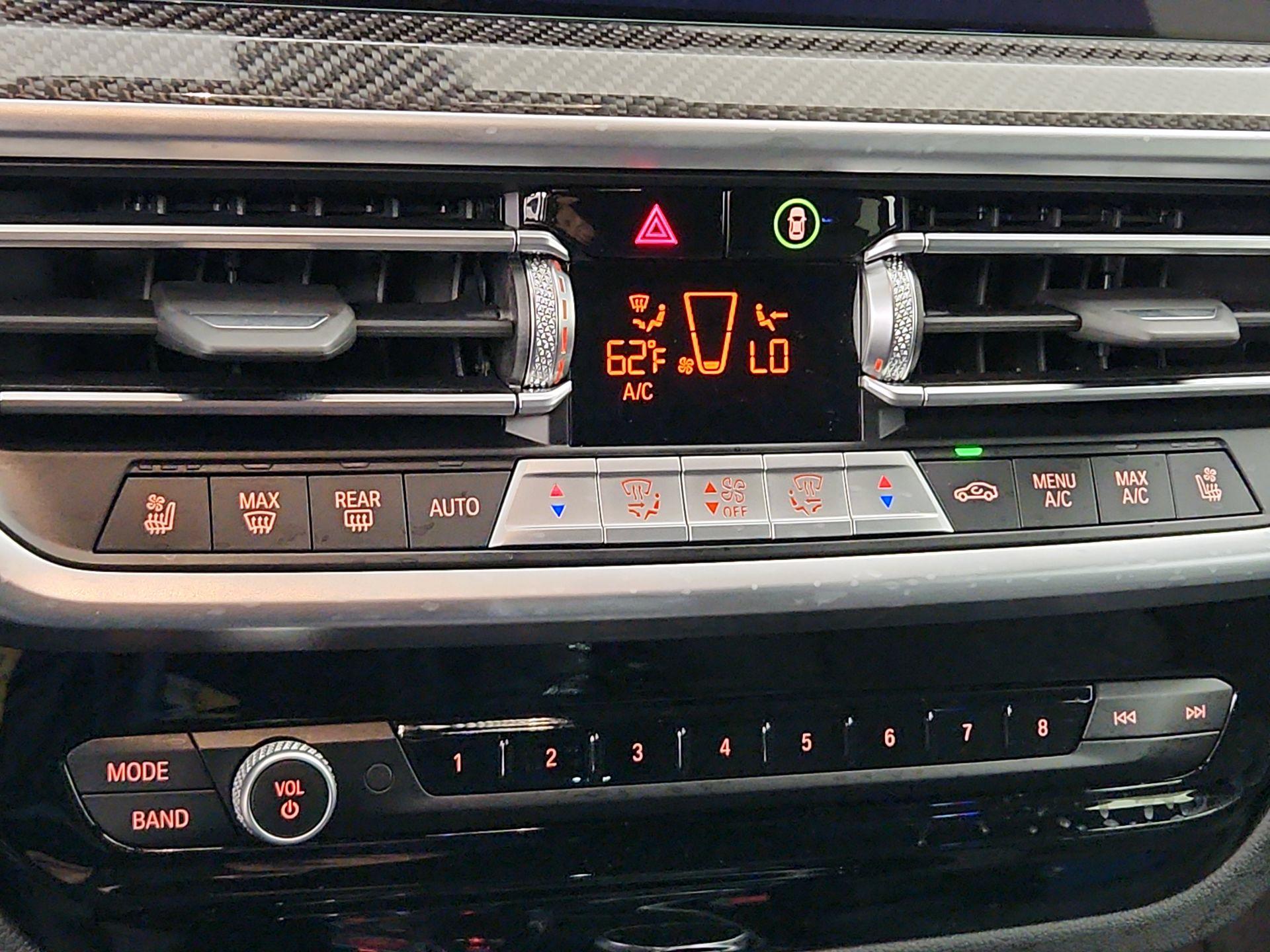 Thumbnail: 2023 BMW X4 - 17