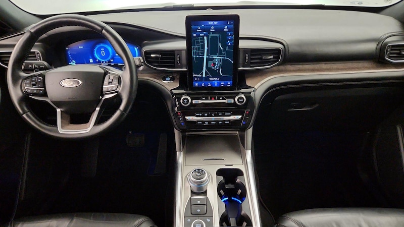 2021 Ford Explorer Platinum 9