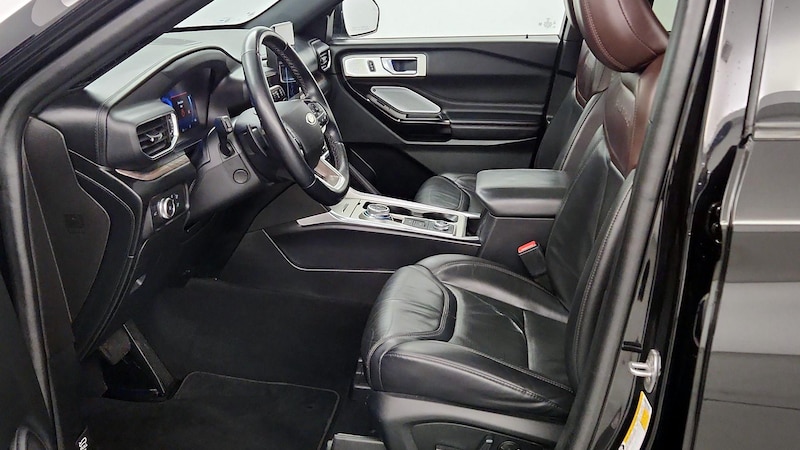 2021 Ford Explorer Platinum 11