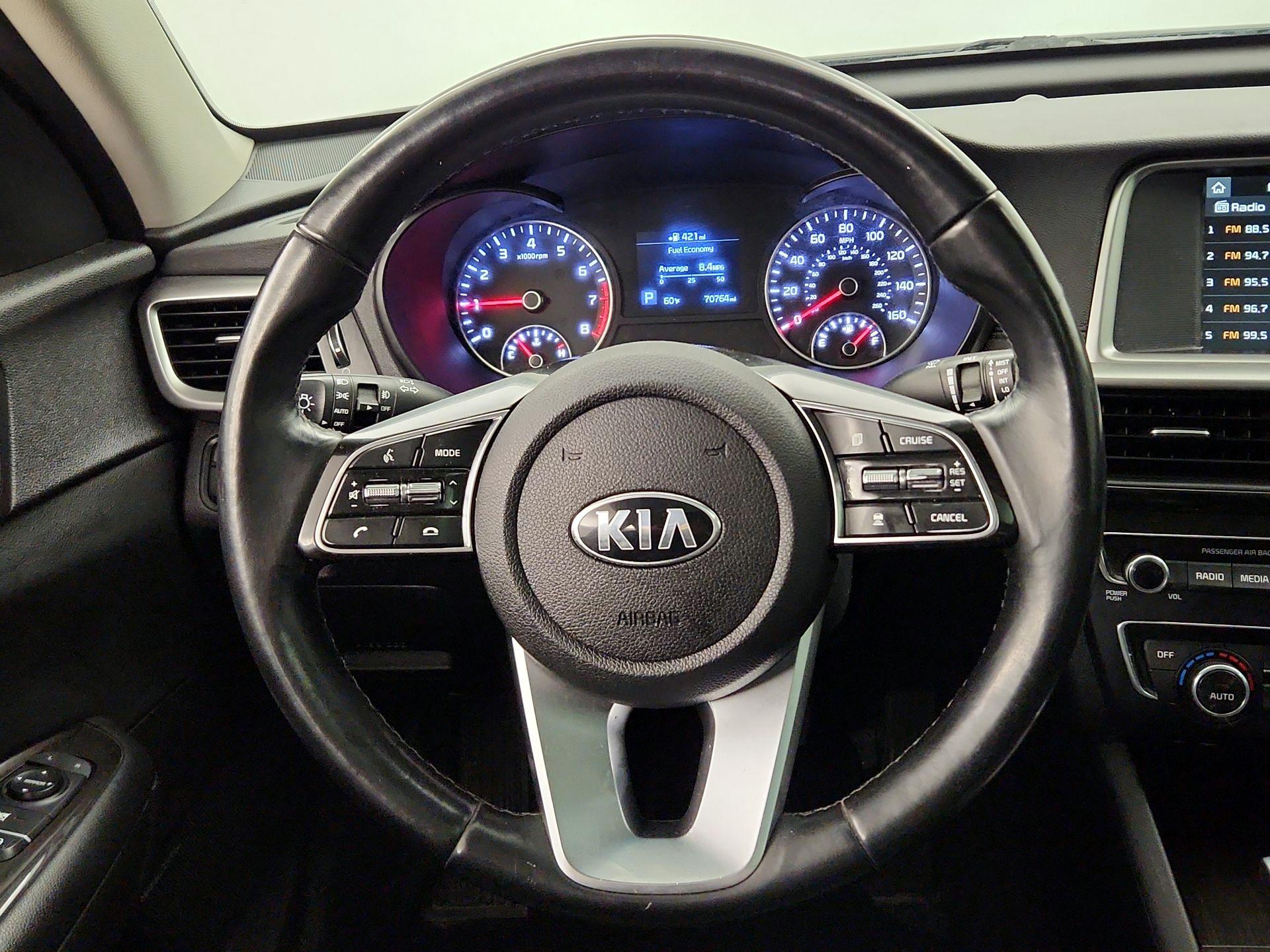 Thumbnail: 2019 Kia Optima - 10