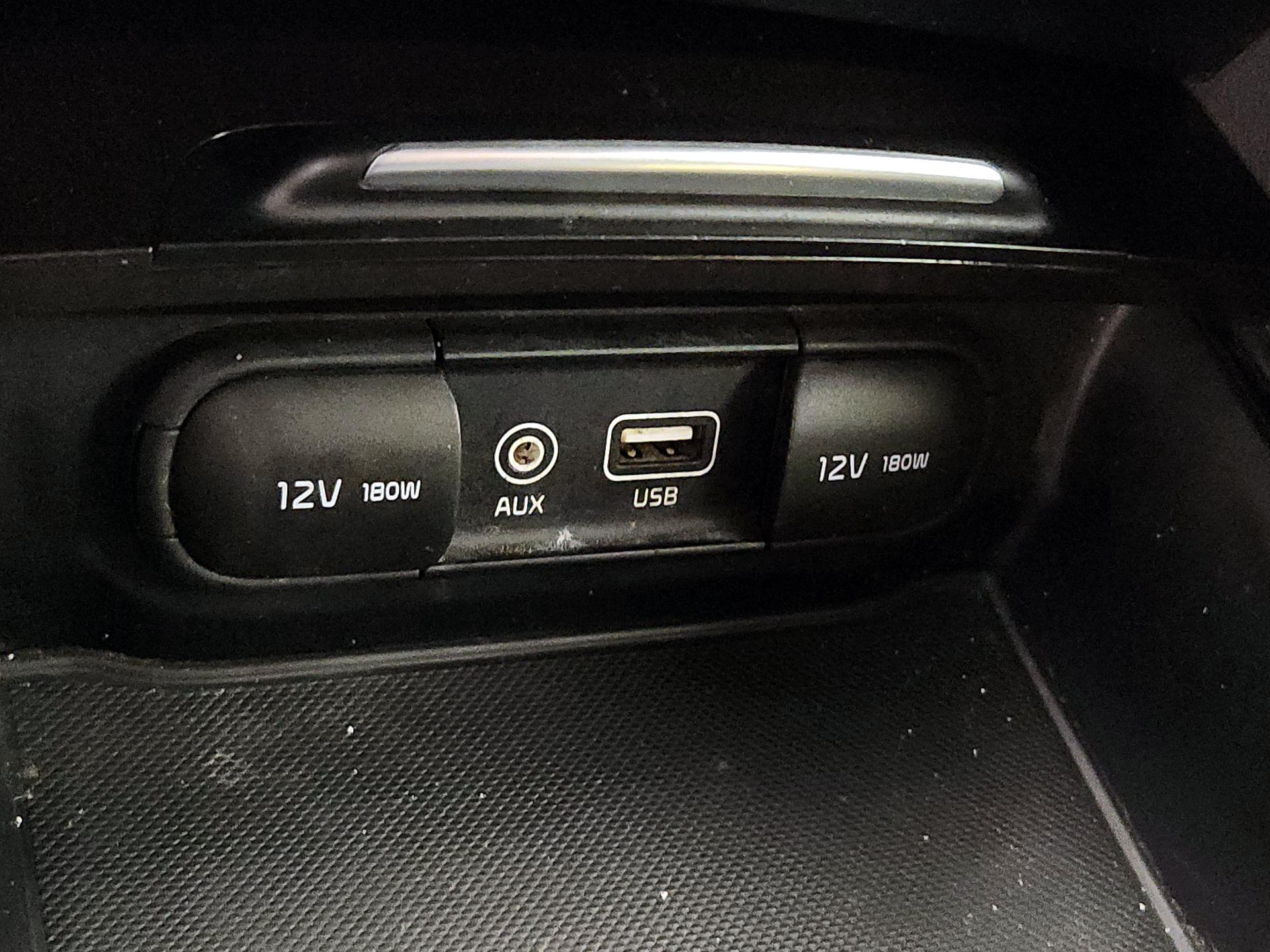 Thumbnail: 2019 Kia Optima - 18