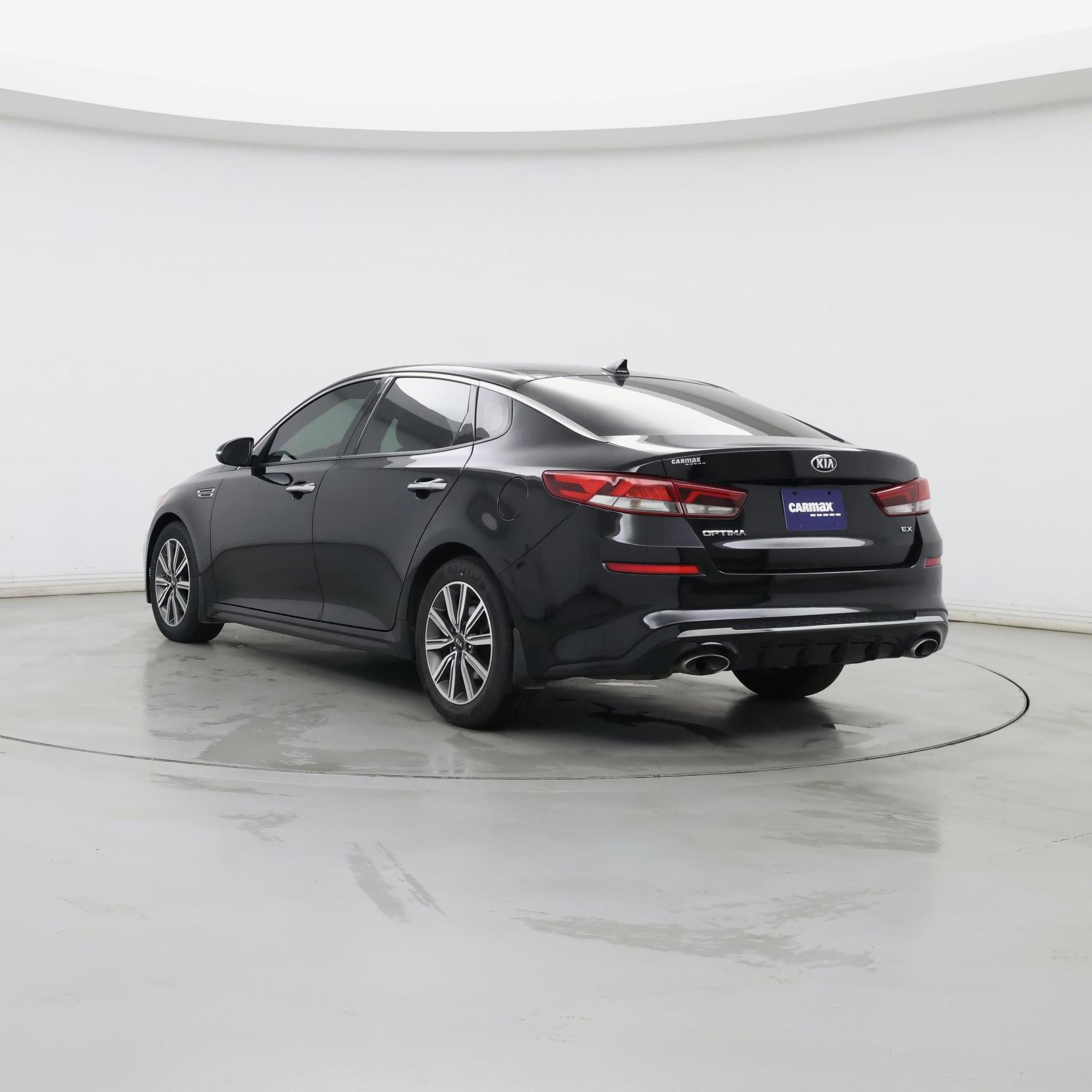 Thumbnail: 2019 Kia Optima - 2
