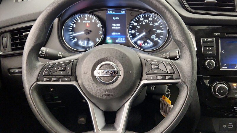 2020 Nissan Rogue S 10