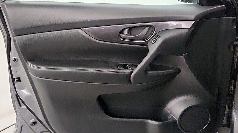 2020 Nissan Rogue S 12