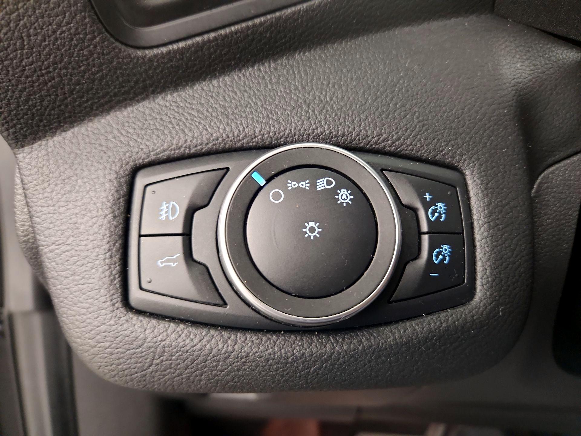 Thumbnail: 2019 Ford Escape - 13