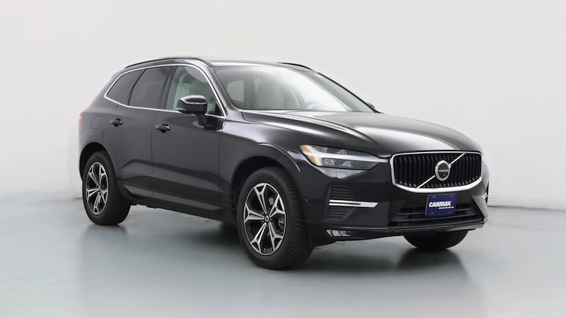 2022 Volvo XC60 B5 Momentum Hero Image