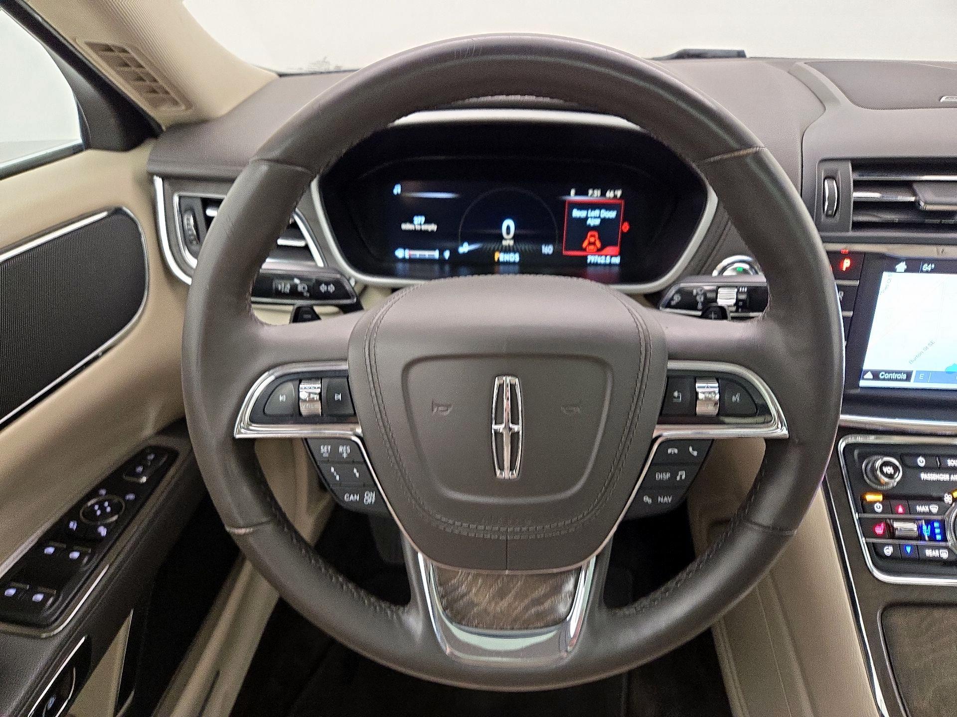 Thumbnail: 2017 Lincoln Continental - 10