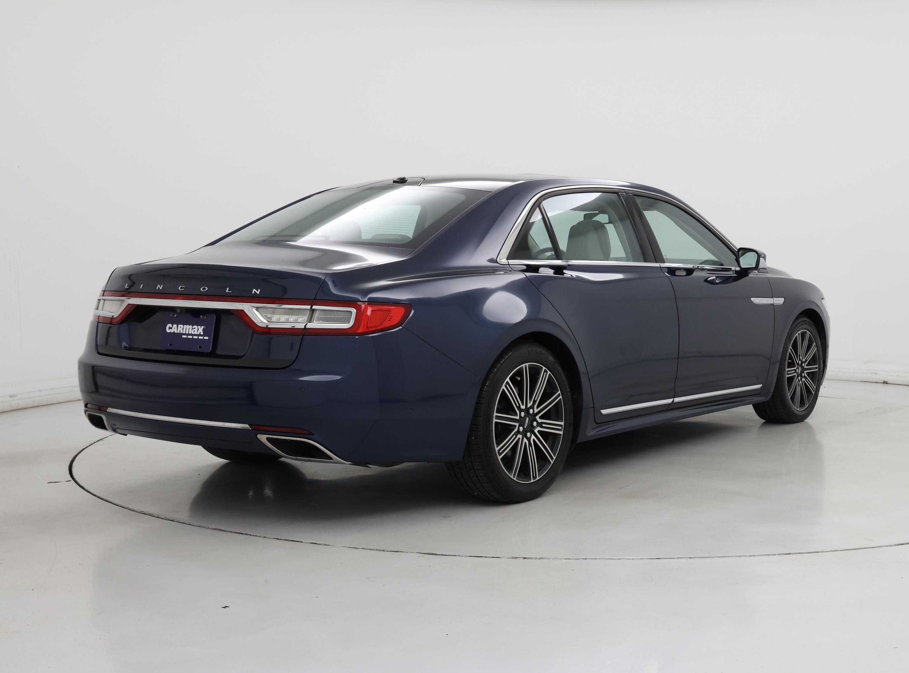 Thumbnail: 2017 Lincoln Continental - 8