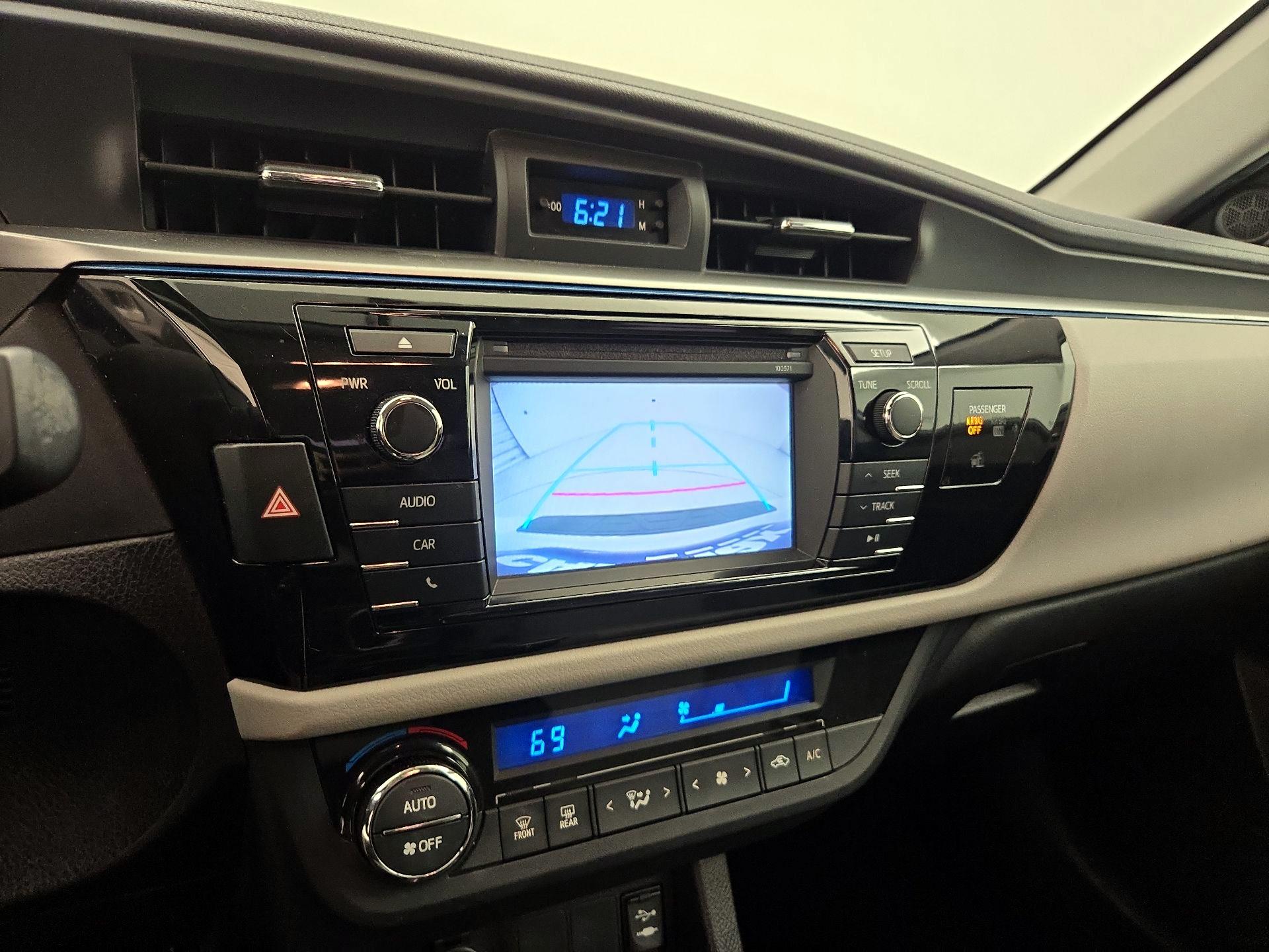 Thumbnail: 2016 Toyota Corolla - 14