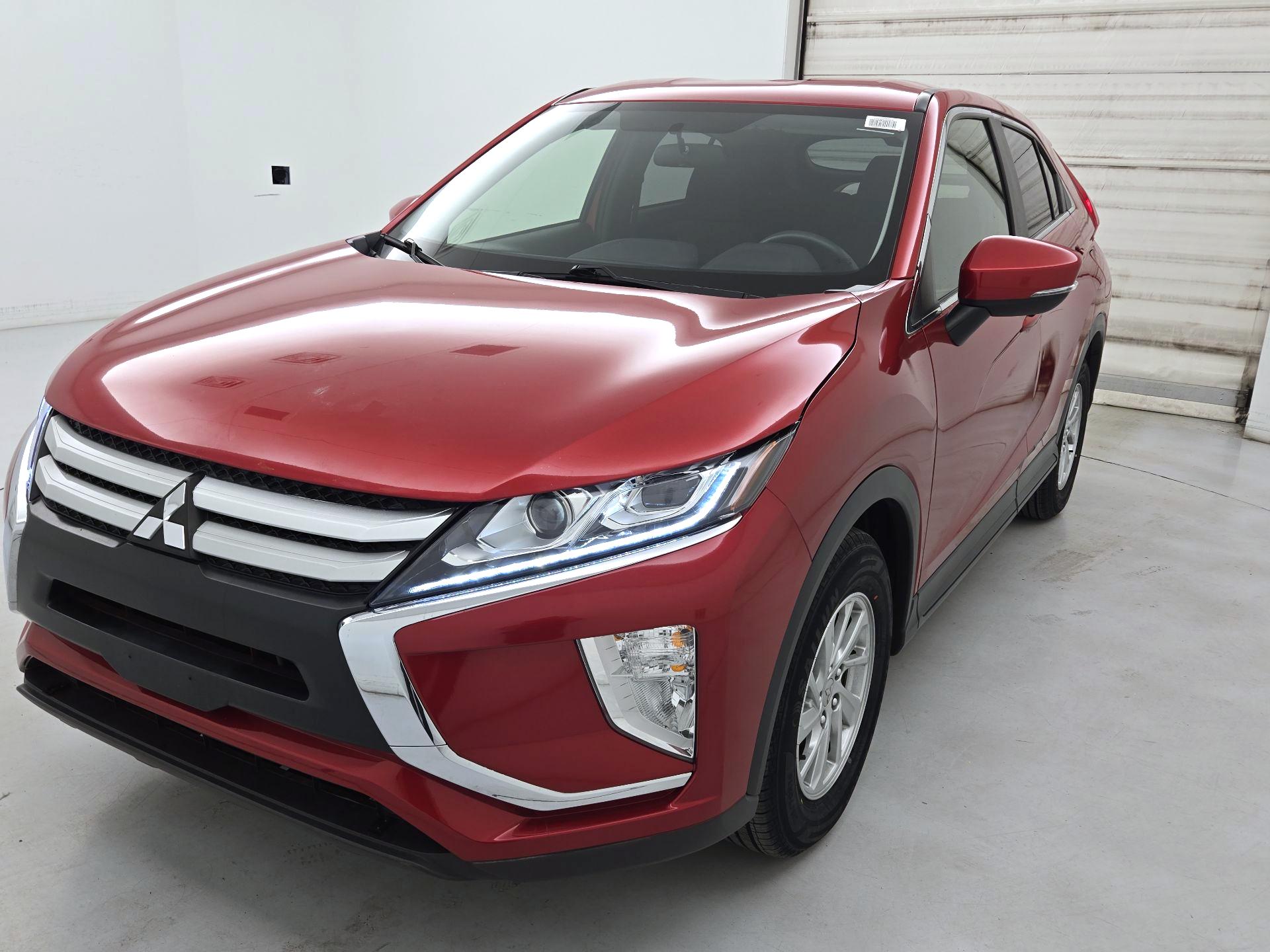 Thumbnail: 2018 Mitsubishi Eclipse Cross - 3