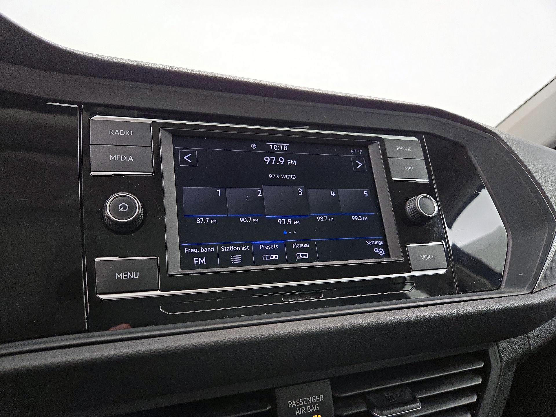 Thumbnail: 2021 Volkswagen Jetta - 15