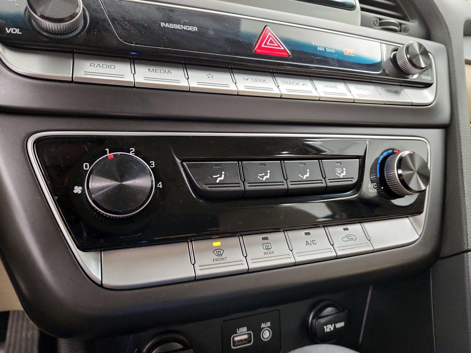 Thumbnail: 2019 Hyundai Sonata - 16
