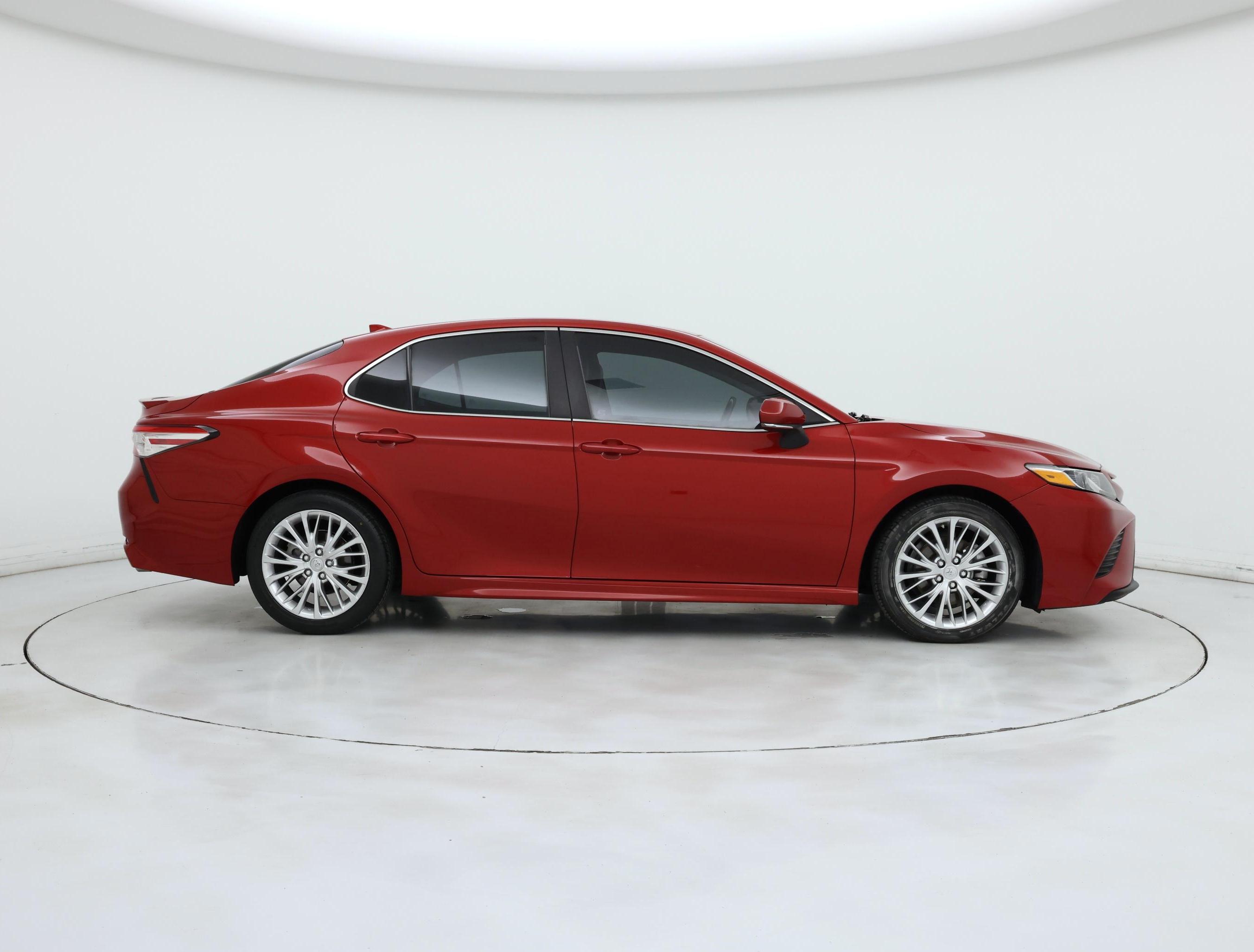 Thumbnail: 2020 Toyota Camry - 7