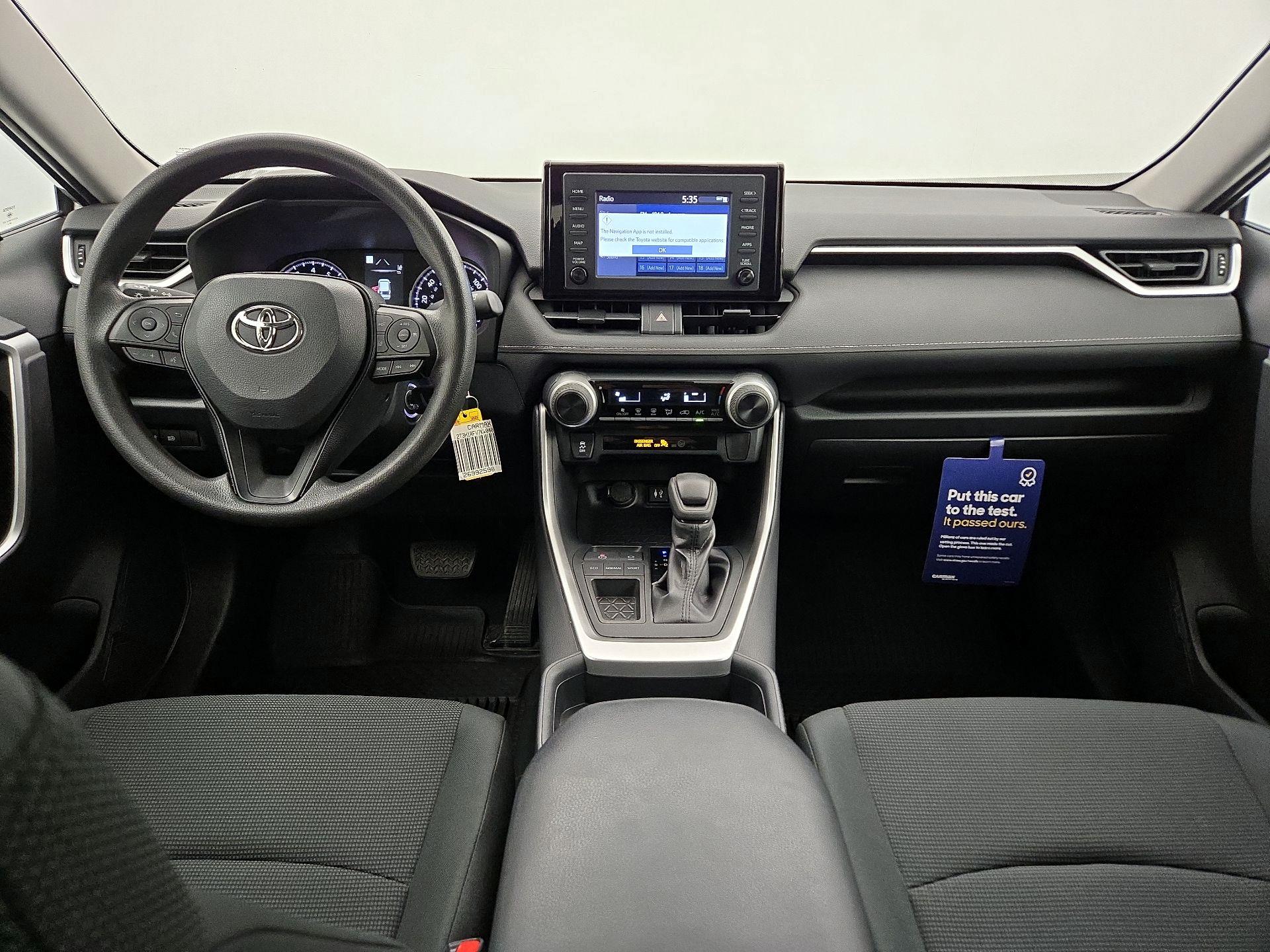 Thumbnail: 2019 Toyota RAV4 - 9